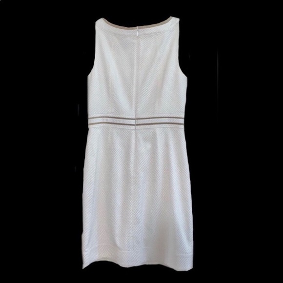 WHBM White Textured Shift Shape Dress Size 2 - Picture 4 of 7